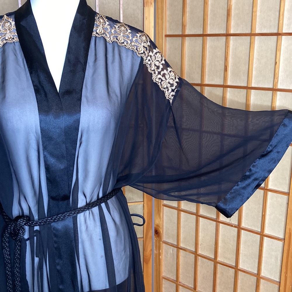 Secret Treasures Robe Black Sheer Robe - Picture 7 of 11